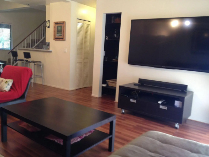 Glendale Apartment Rental by Owner