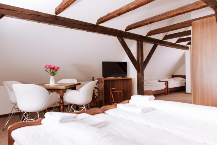 Standard Quadruple room