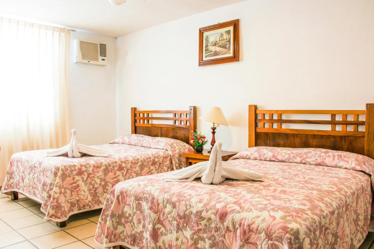 Hotel Vallartasol