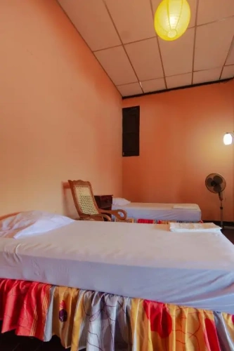 Economy Triple room