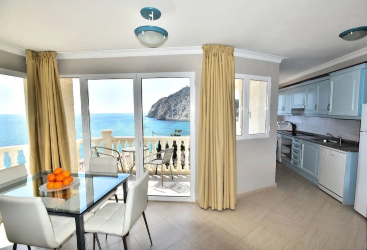 3 Bedrooms Superior Apartment with balcony