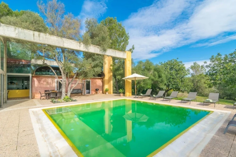 Villa