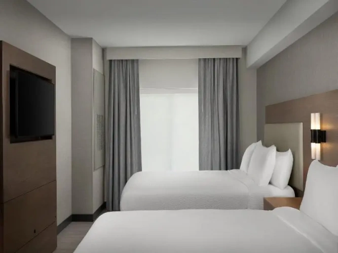 1 Bedroom Quadruple Suite