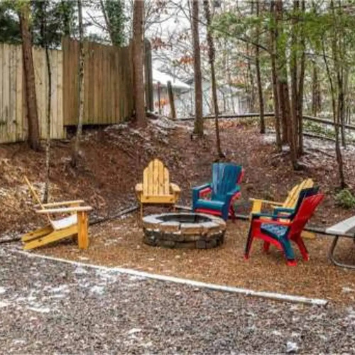 A Charming Cabin Pool Firepit Hot Tub-jacuzzi