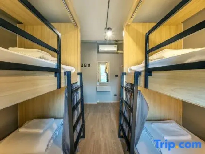 Standard Double room with city view