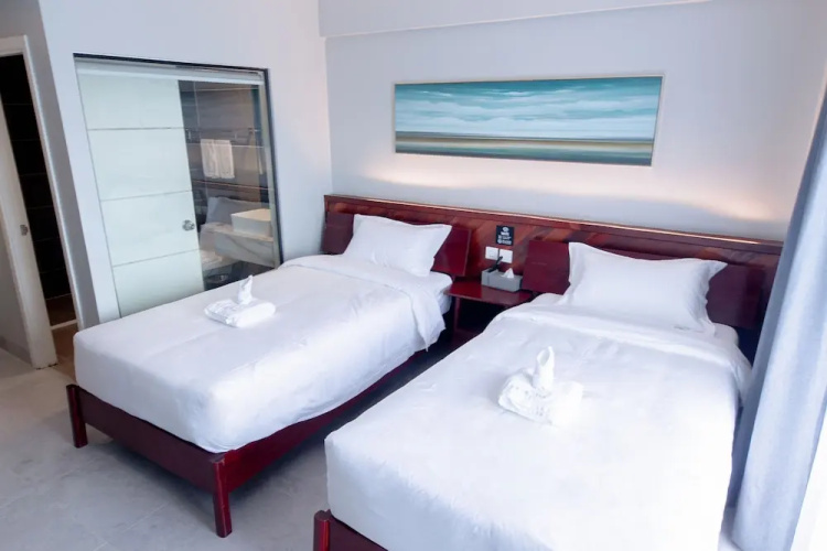 Solar hotel