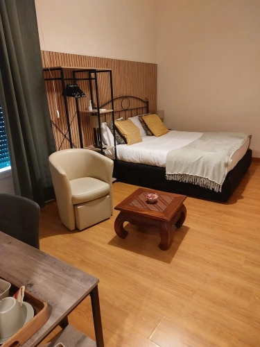 Deluxe Triple room with balcony