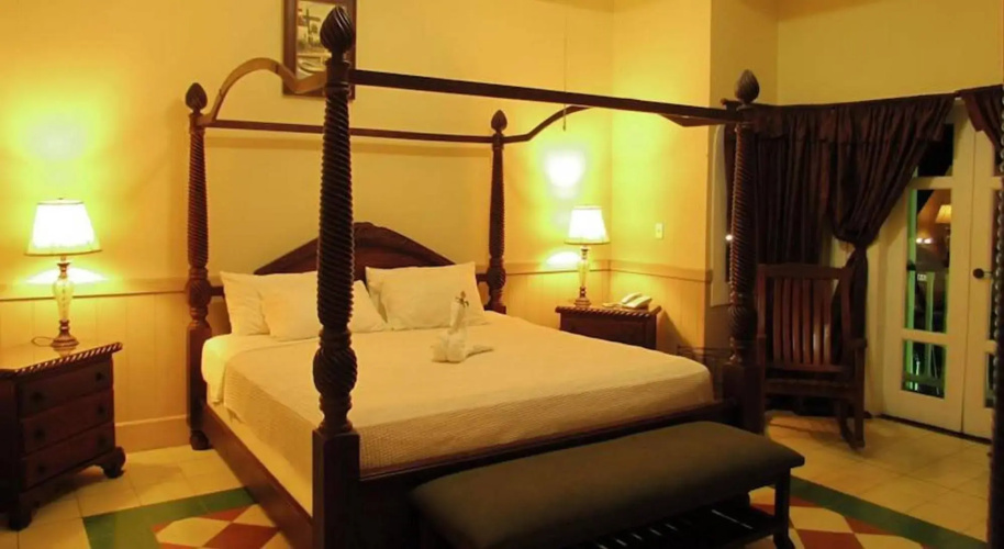 Hotel Victoriano