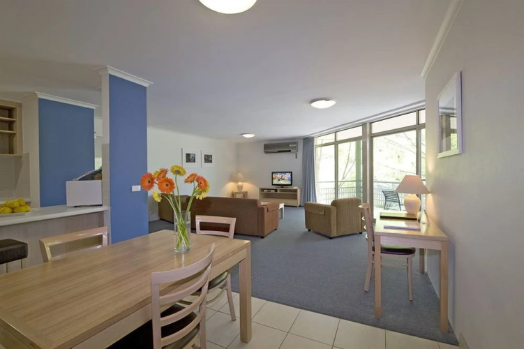Kingston Terrace Apartments