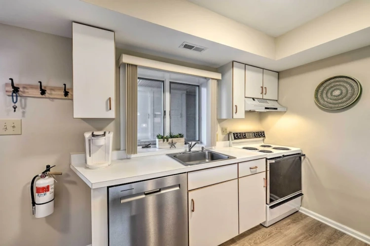 2 Bedrooms Apartment