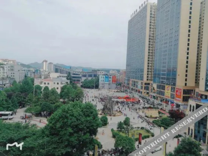 Yunkai Business Hotel