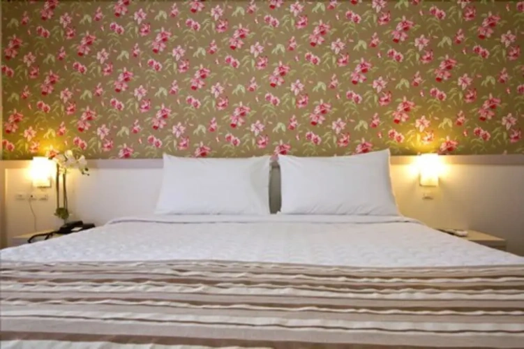 Deluxe Twin room with balcony