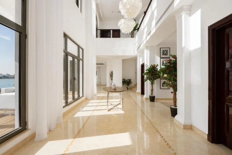 Villa on Beach w Private Pool The Palm Jumeirah
