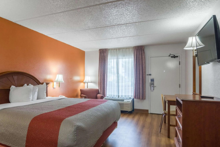 Motel 6 Waycross GA