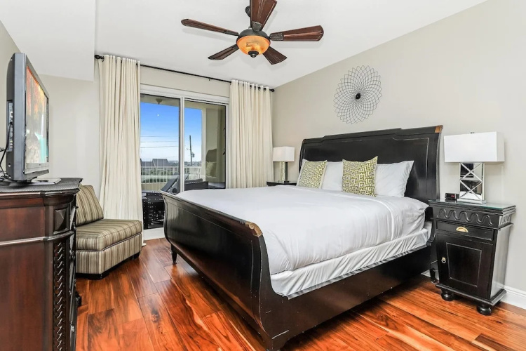 Ariel Dunes 302