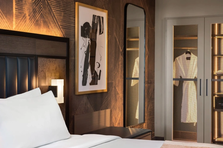 Double Suite