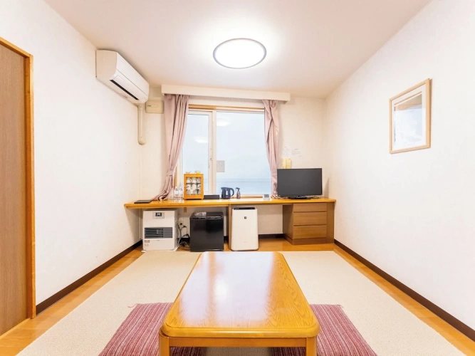 Superior Western room