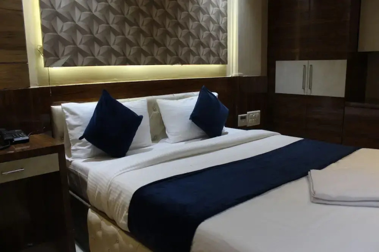 Hotel Milona