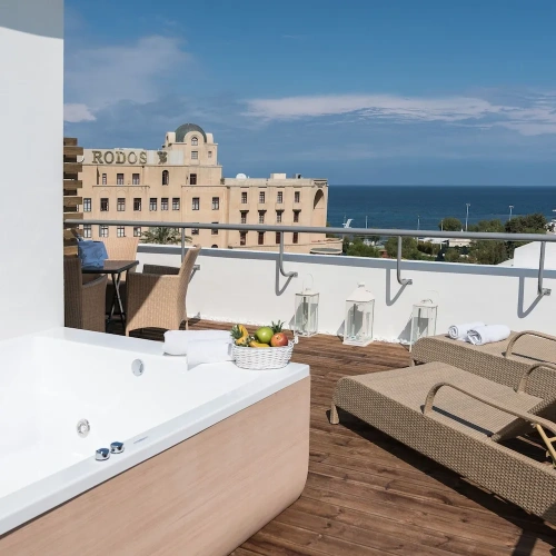 Suite with balcony