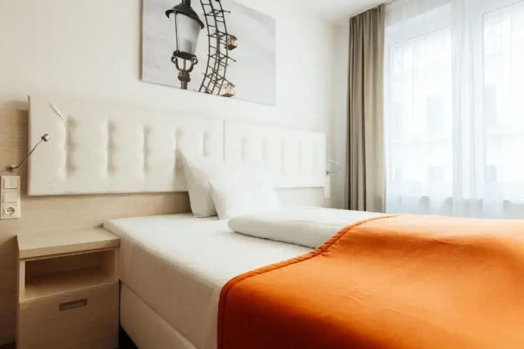 Standard Single room