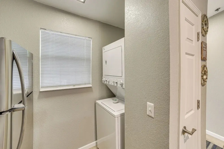 3 Mi to Branson Strip: Condo w/ Balcony!