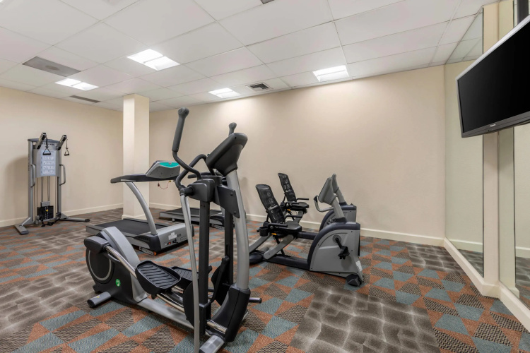 Clarion Hotel Anaheim Resort photo 20