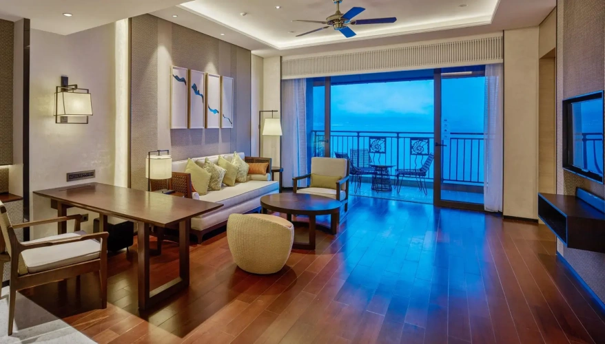 Executive Double Suite with ocean view