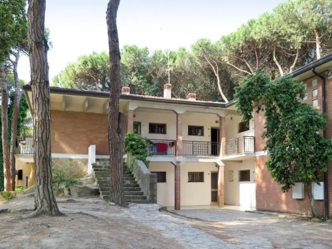 Spacious Flat in Rosolina for Your Holiday