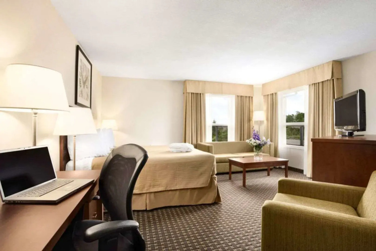 Quality Inn