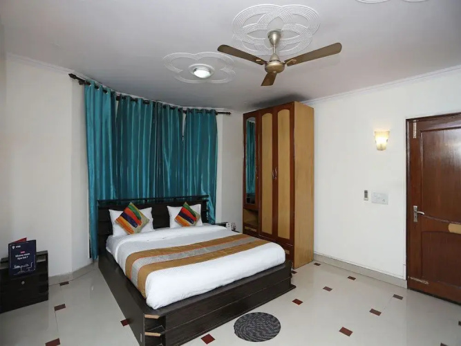OYO 14306 Advantage Homes
