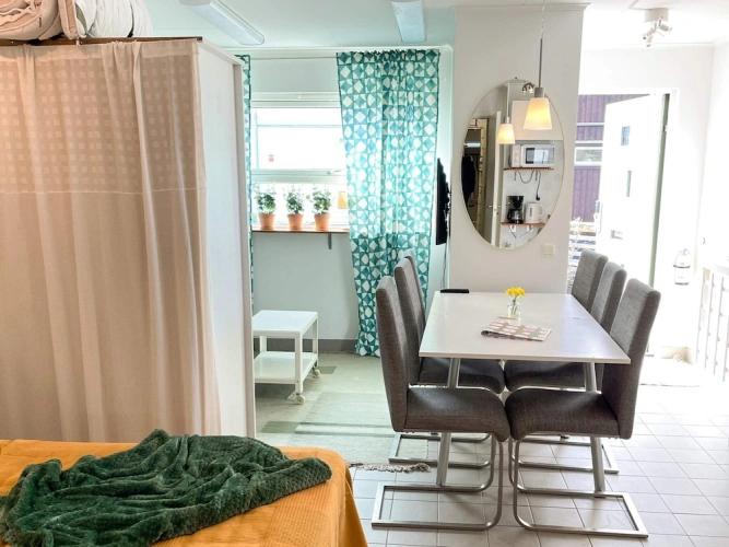 Guest rooms