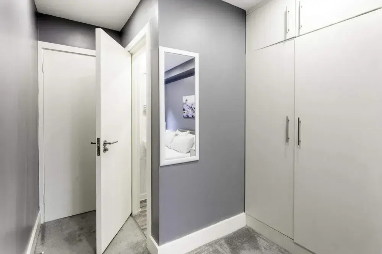 Spacious Clapham Junction Apartment