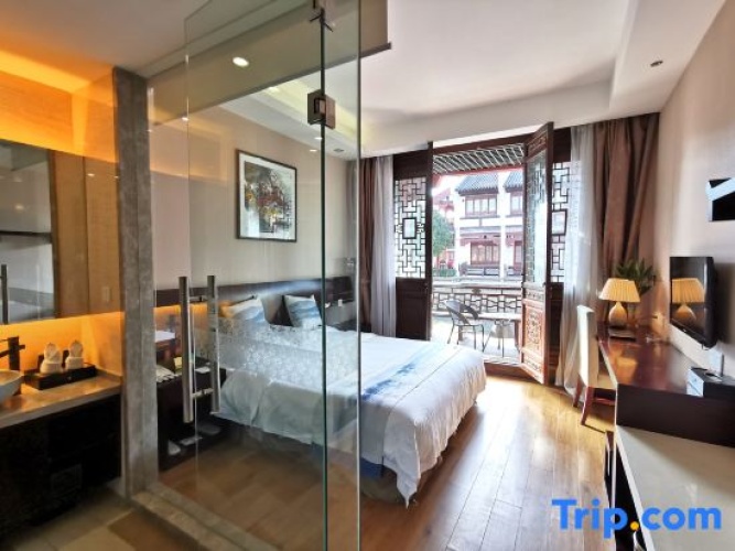 Deluxe Double room with river view