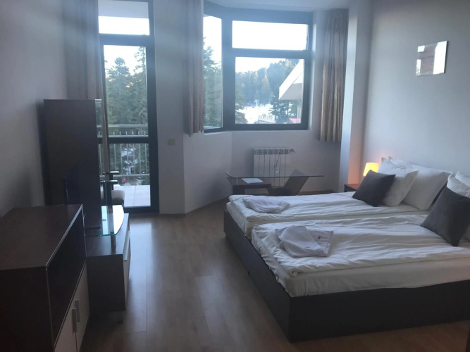 Flora Apartment 619