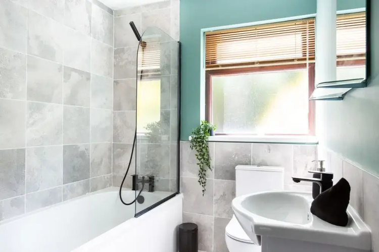 Fully Refurbished North Belfast Home 3