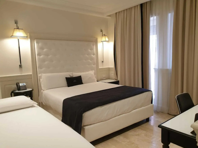 Hotel Domus Mea