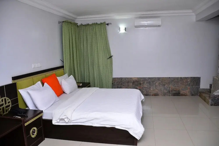 Green Suites Villa