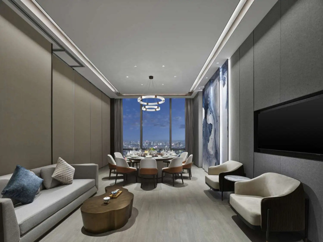 Hilton Zhuji