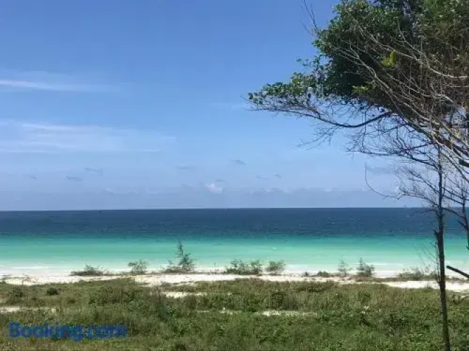 Coconut Blvd Resort