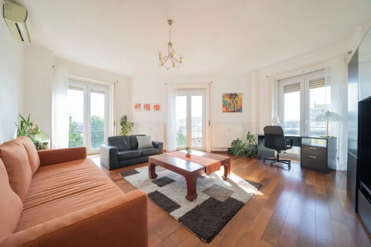 Aurelia Suite – Spacious W/ Ac & Danube View