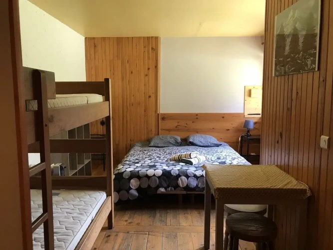 Standard Quadruple room with mountain view