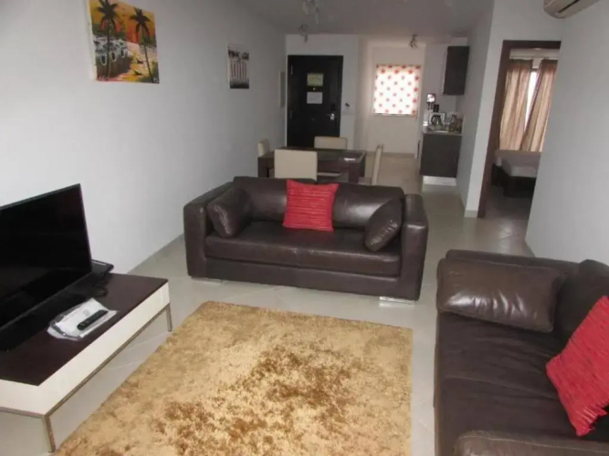 2 Bedrooms 2 Bathrooms Pool View Apartment