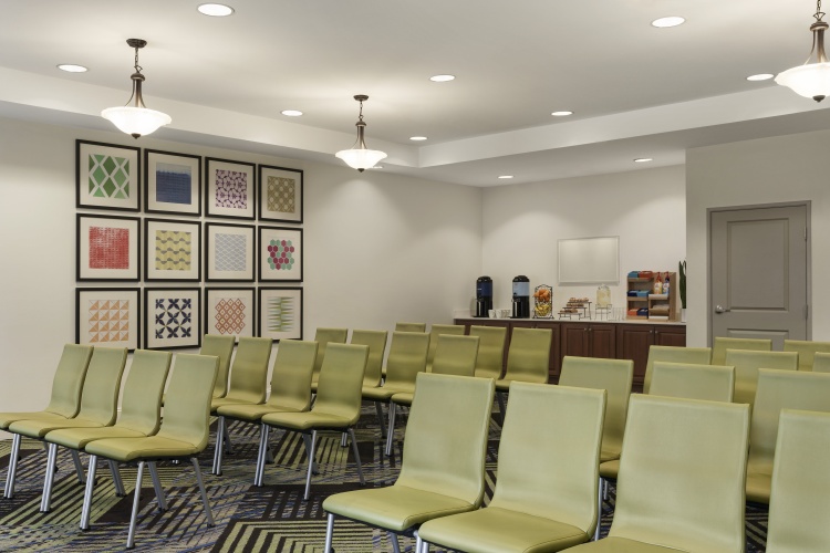 Holiday Inn Express & Suites Mount Pleasant-Charleston photo 18