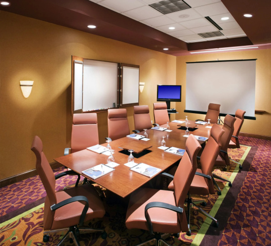 Embassy Suites by Hilton East Peoria Riverfront Hotel & Conf photo 22