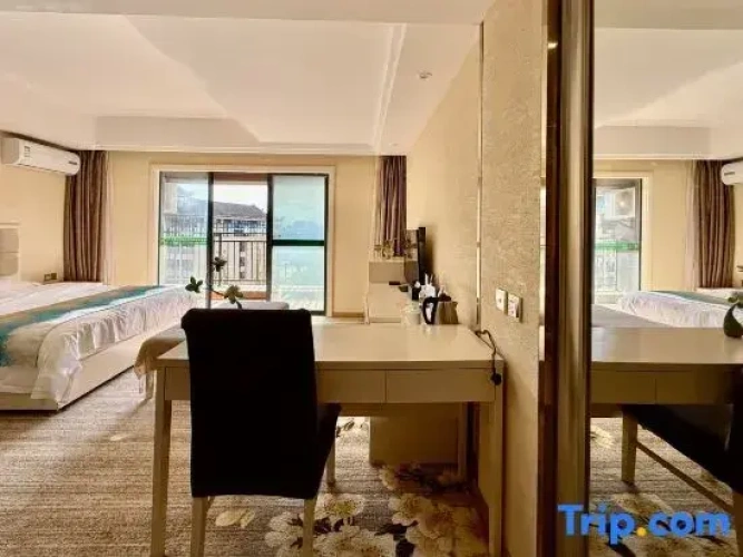 Standard Double room with balcony and with river view