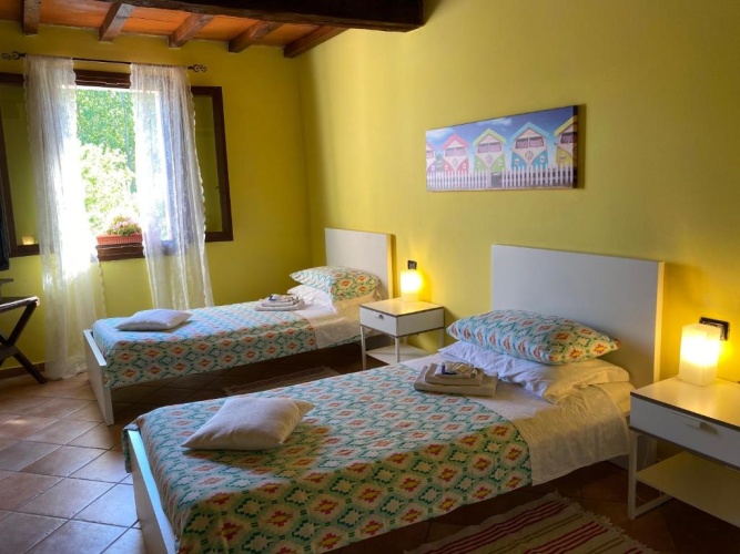2 Bedrooms Triple Apartment