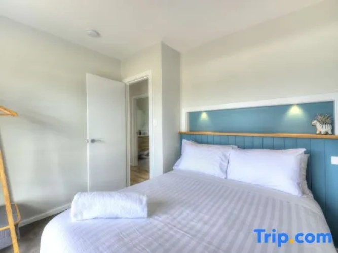 3 Bedrooms Cottage
