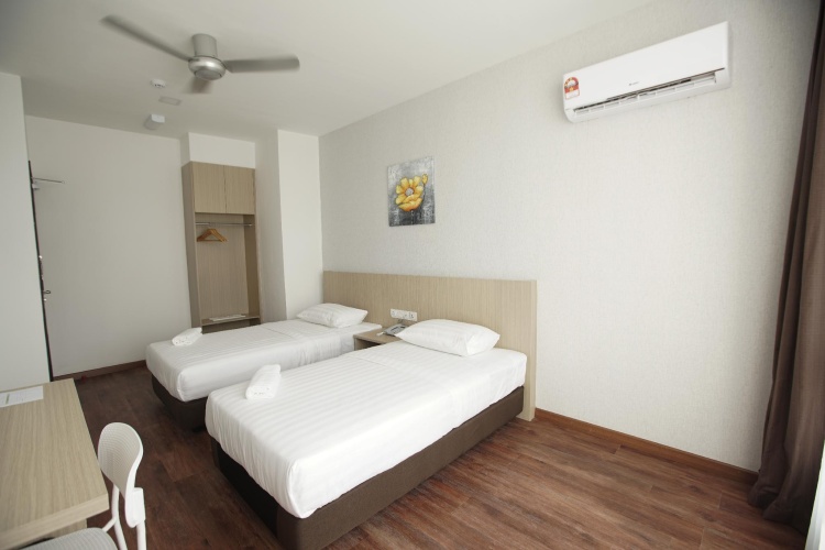 Standard Twin room