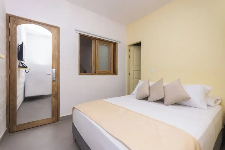 Hotel Chromatic