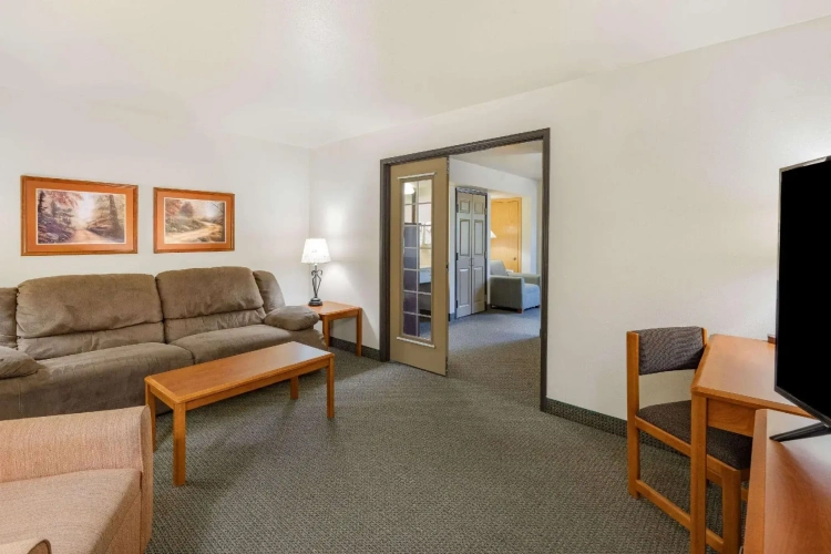 1 Bedroom Double Suite